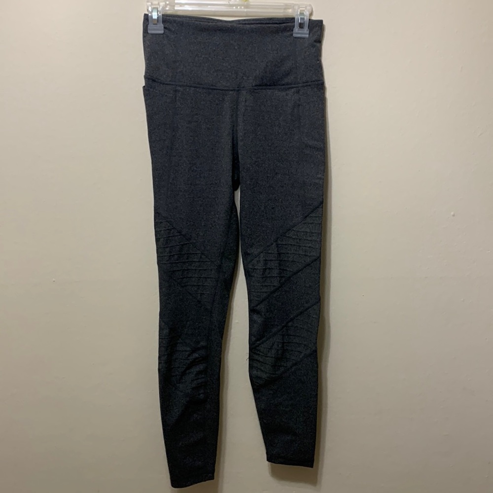 Gray leggings small